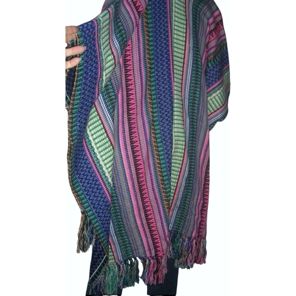 America & Beyond Poncho Blanket Southwestern Bohemian Shawl Cardi Duster Boho M - Picture 9 of 13